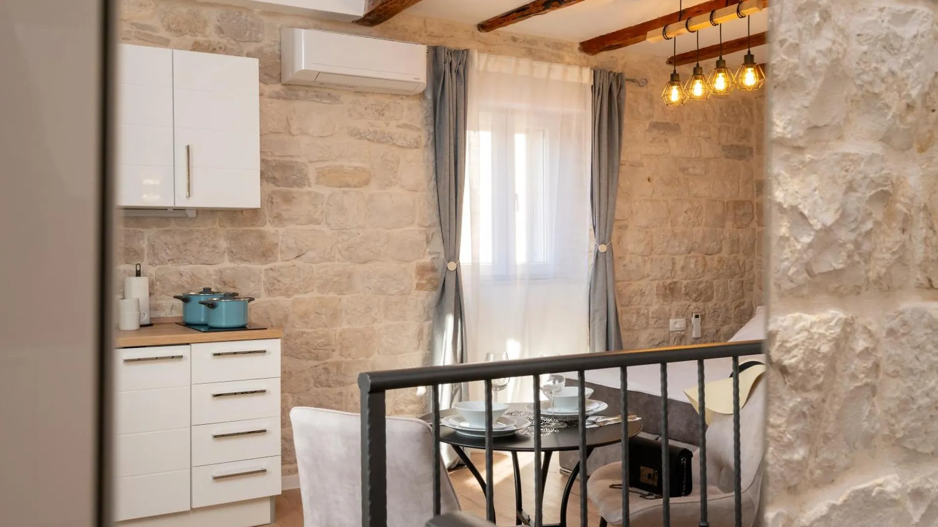 Apartment Villa IV